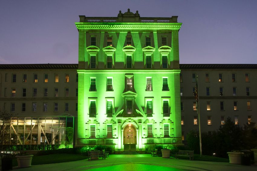 emory university hospital in innovative green lighting